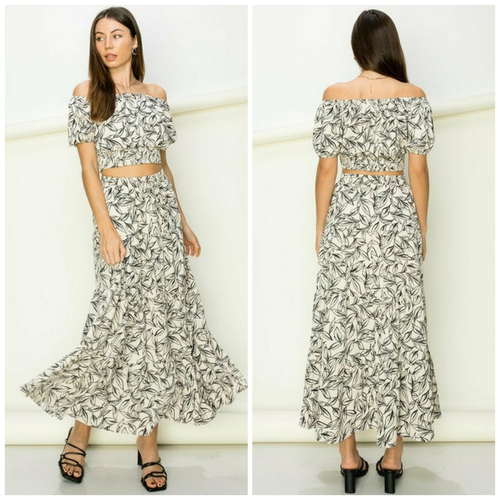 HYFVE Boho Chic Vintage Ivory Floral 2-Piece Maxi Skirt Set - Picture 4 of 6